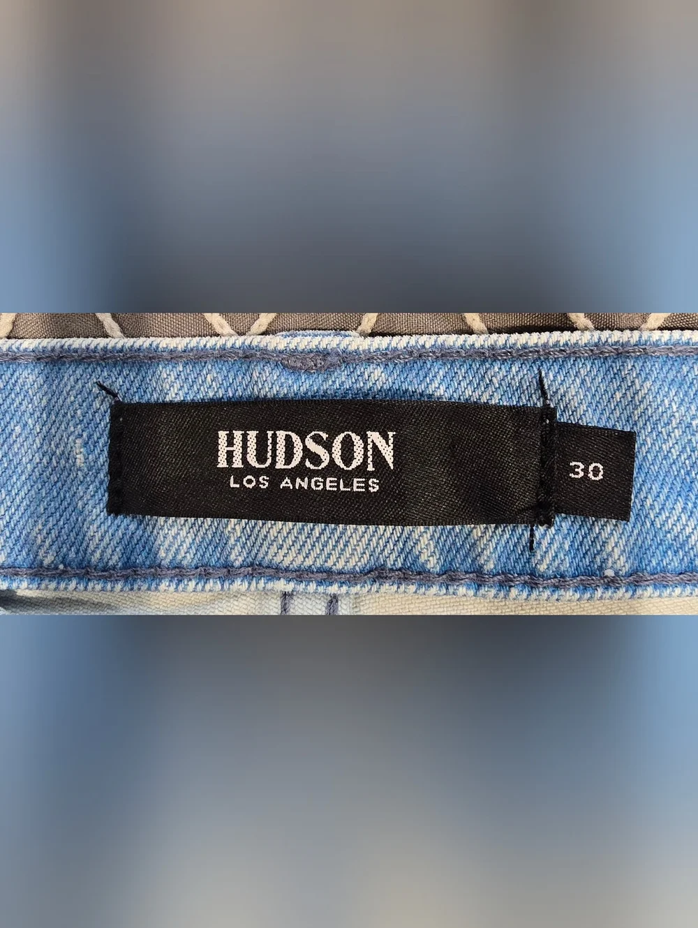 Hudson Barbara High Rise Straight Leg Cropped Jeans Mountain Landscape  Size 30 - Picture 6 of 10